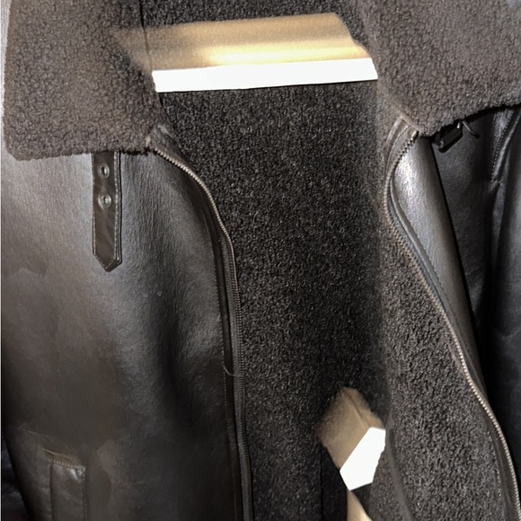 Zara faux leather bomber jacket - new - Picture 2 of 3